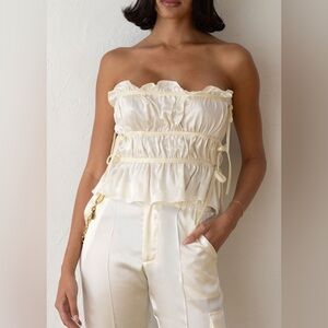 KAIT MACLEOD LILLE TOP CREAM PUFF 100% Silk satin size 2